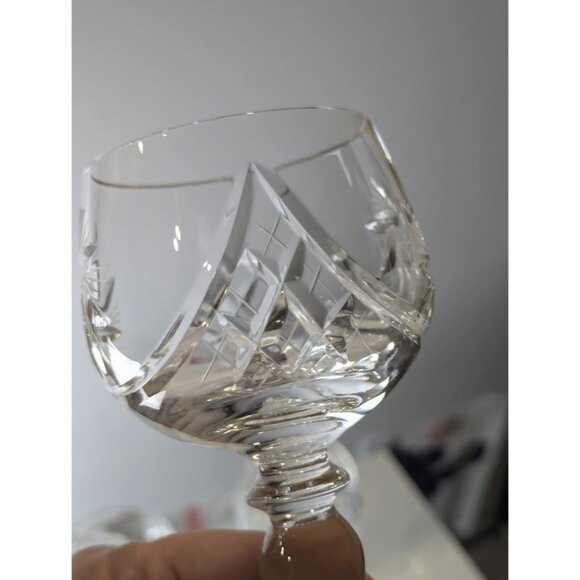 4 Vintage Pinwheel Crystal Wine Glasses, Crystal Hand Cut Wine Glasses - Picture 3 of 8